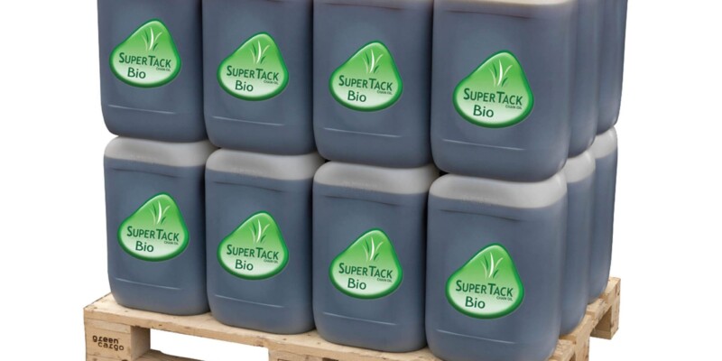 Harvester Chain Oil and Lubrication
